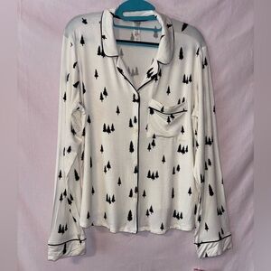 Tranquil & True White Shirt with Black Tree Design